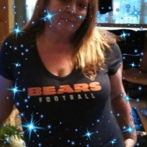 Meet your Posher, Dee